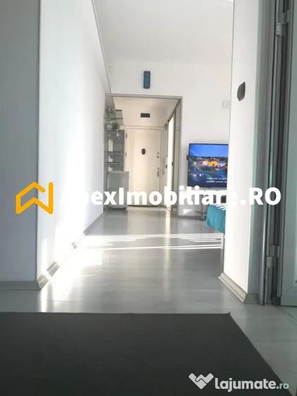 Apartament cu 3 camere decomandat în Gara de Nord