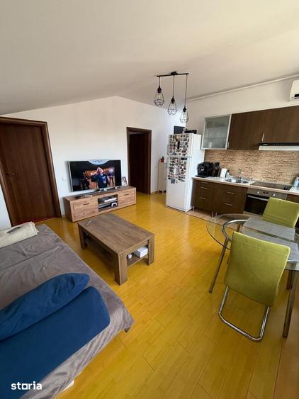 Apartament cu 2 camere decomandat, mobilat în 1 Mai