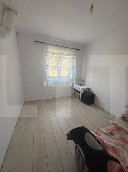 Apartament 3 camere, 62 mp, decomandat, zona Flamanzi