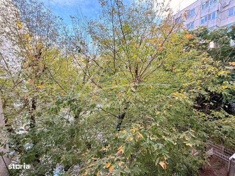 Apartament cu 3 camere, mobilat în Rahova