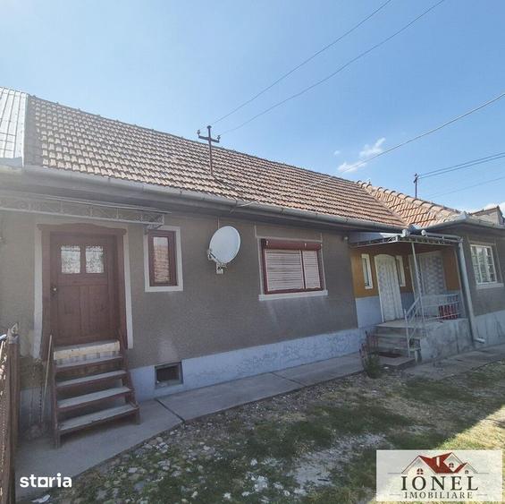 Casă cu 3 camere cu Teren 1167 Mp în Sântimbru