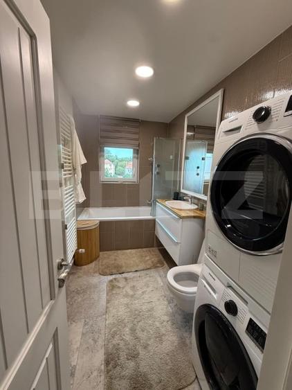 Apartament cu 2 camere semidecomandat, mobilat în Central
