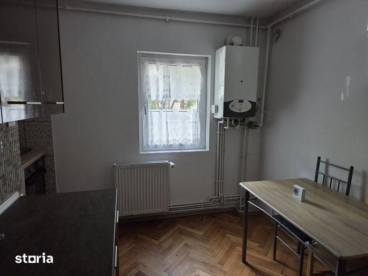 Apartament cu 3 camere în Soarelui