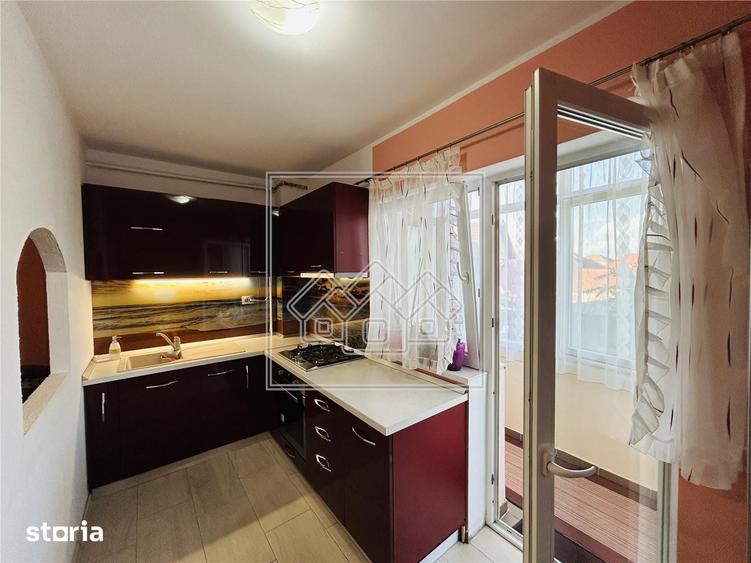Ap mobilat si utilat, 2 camere, balcon, etaj 13 - Valea Aurie - 10
