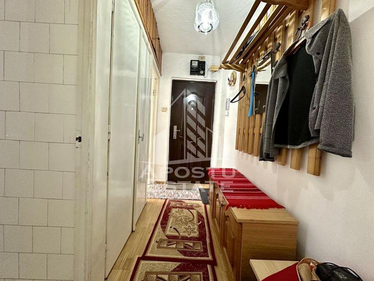 Apartament cu 2 camere nedecomandat, mobilat în Spitalul Județean