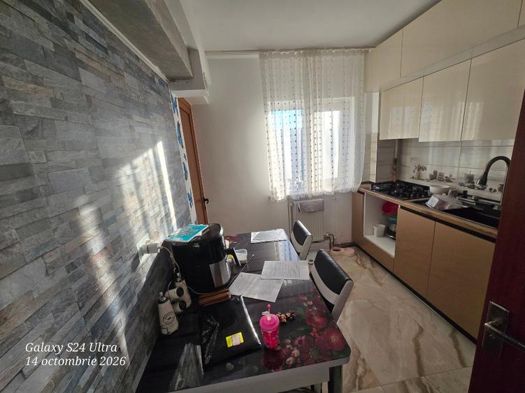 Apartament cu 2 camere semidecomandat în Găvana 2