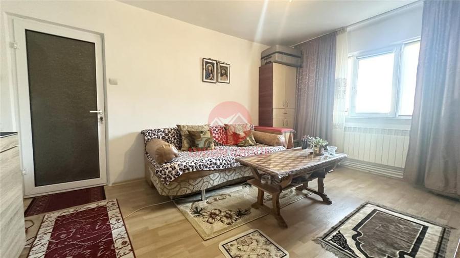 Apartament cu 2 camere semidecomandat în Central