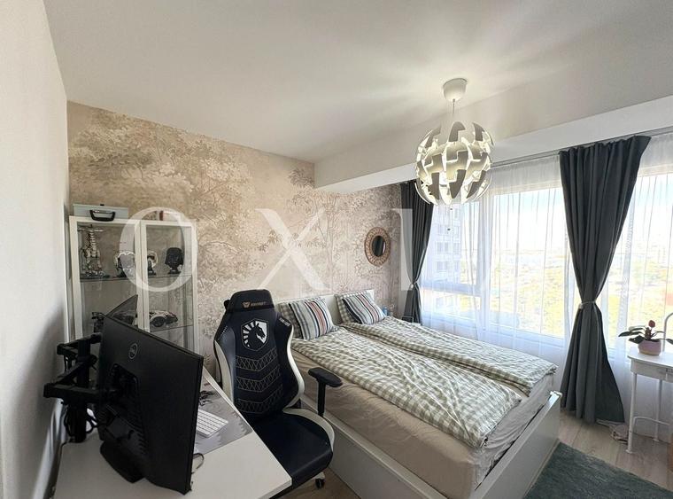 Apartament cu 3 camere semidecomandat, mobilat în Aradului