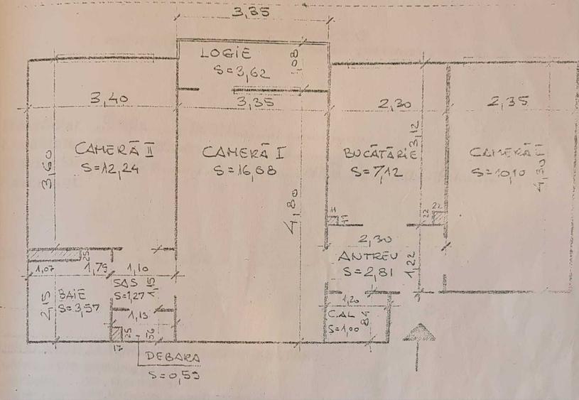 Apartament cu 3 camere decomandat în Dosu Bricii