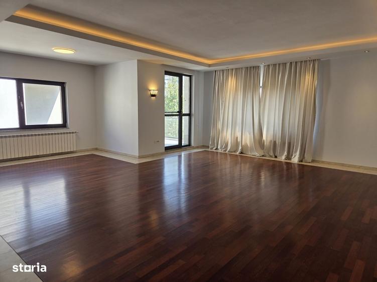 Apartament cu 4 camere în Dorobanți