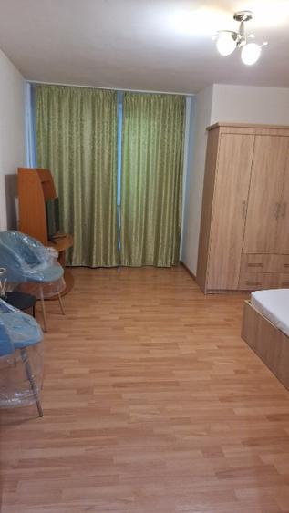Garsonieră decomandată în Craiovei