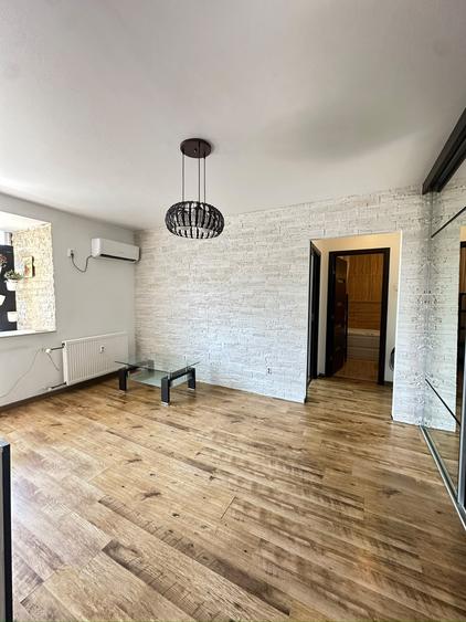 Apartament cu 2 camere semidecomandat, mobilat în Ștefan cel Mare