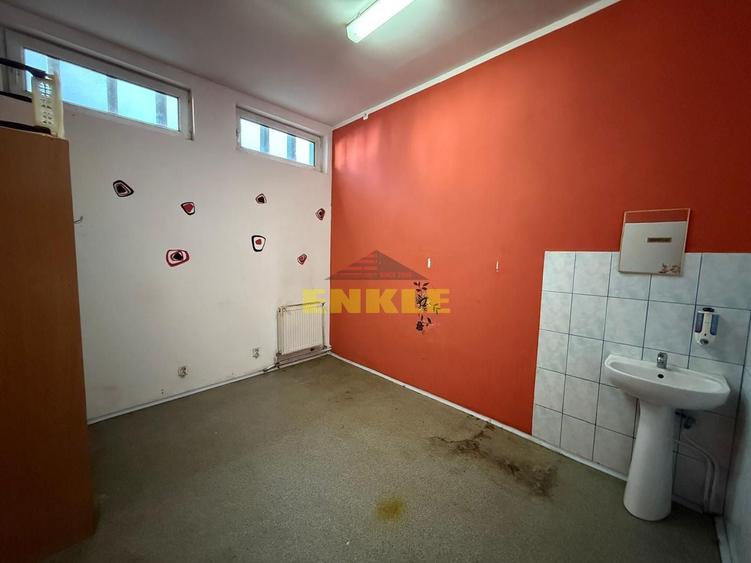 Spațiu comercial, de 140 mp, în Central