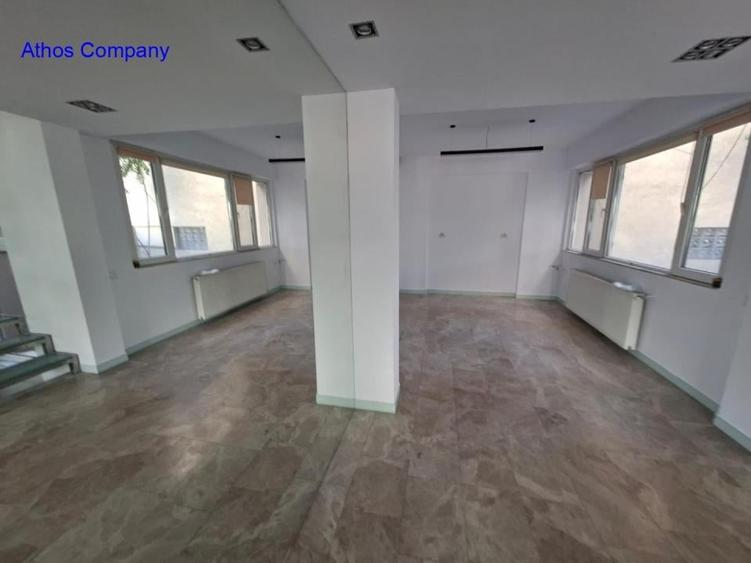 Casă cu 5 camere cu Teren 200 Mp în 1 Mai