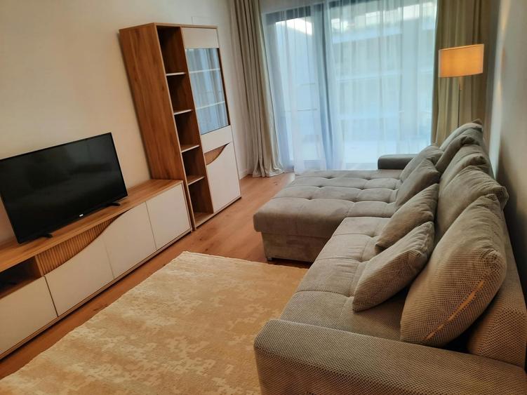 Apartament cu 2 camere, mobilat în Pipera