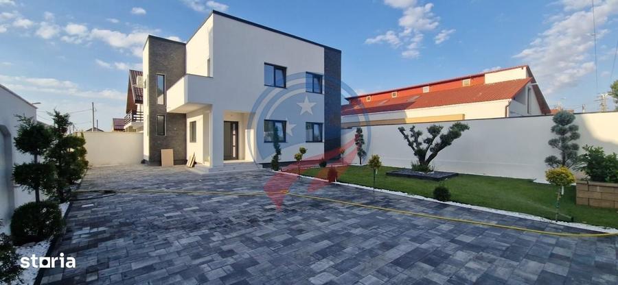 Casă cu 4 camere în Central