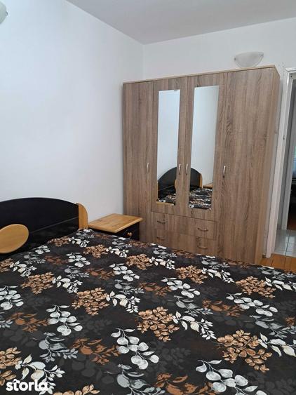 Apartament cu 3 camere semidecomandat, mobilat în Drumul Taberei