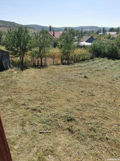 Casă cu 2 camere în Dumești