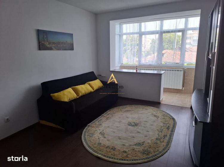Apartament cu 2 camere în Democrației