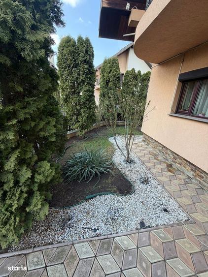 Vand Casa Deosebita in Crtier Rezidential Serbanesti - 20