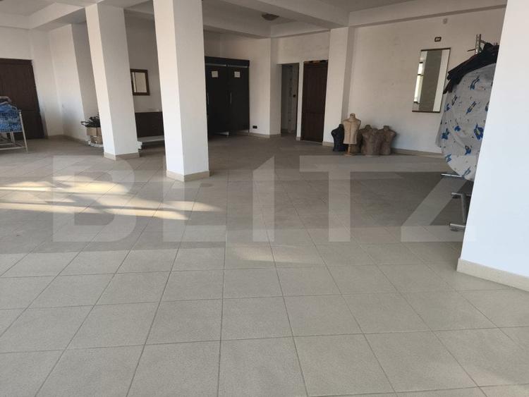 Spațiu comercial, de 100 mp, în Rădăuți