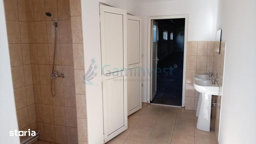 Spațiu comercial, de 300 mp, în Central