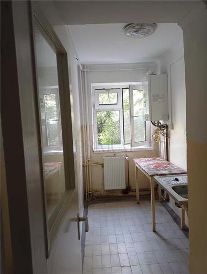 Apartament cu 2 camere semidecomandat în Circumvalațiunii