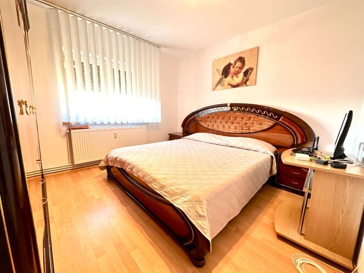 Apartament cu 2 camere decomandat, mobilat în Bucovina