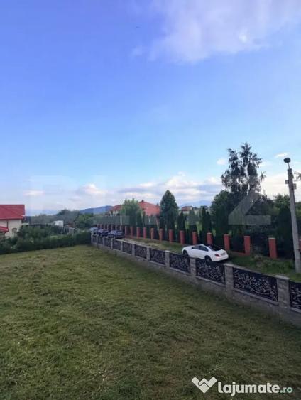 Casă cu 7 camere cu Teren 1000 Mp în Bod