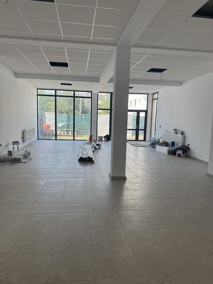 Spațiu comercial, de 1 mp, în Central