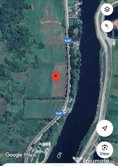 Teren de 7500 mp, în Central