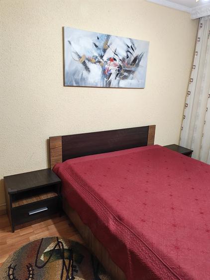 Apartament cu 4 camere decomandat în Rahova