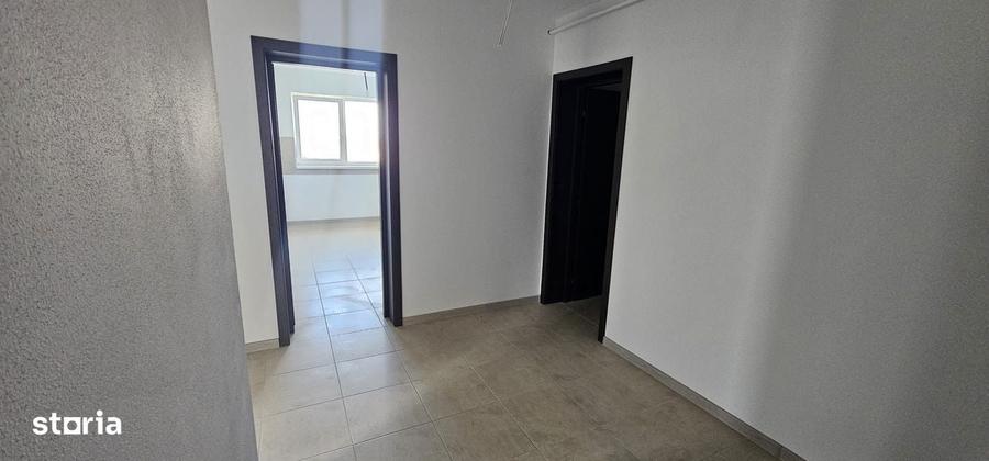 Apartament cu 2 camere decomandat în Sânpetru