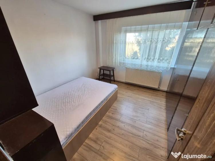 Apartament cu 2 camere decomandat în Centrul Civic