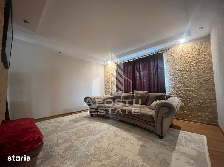 Casă cu 5 camere cu Teren 424 Mp în Frumușeni