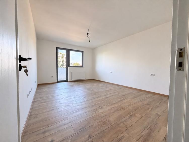Apartament cu 2 camere semidecomandat în Străulești