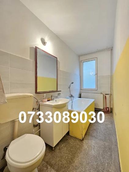 Garsonieră decomandată în Sud