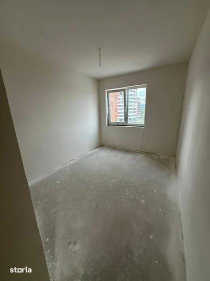 Apartament cu 2 camere semidecomandat în Florești