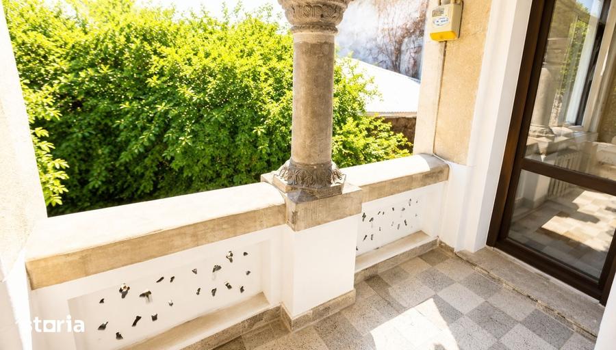 Apartament cu 4 camere în Eminescu