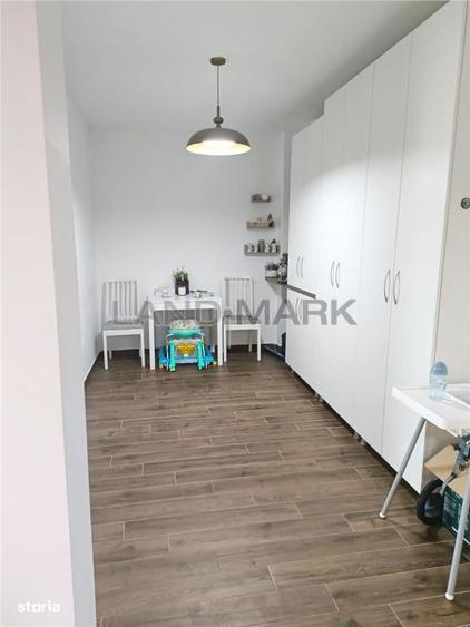 Apartament cu 2 camere decomandat în Ghiroda