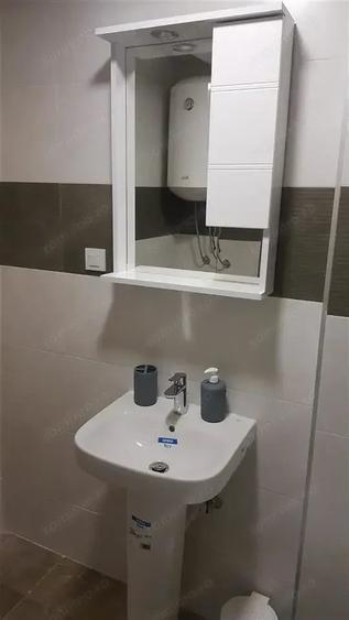 Garsonieră decomandată în Aviației