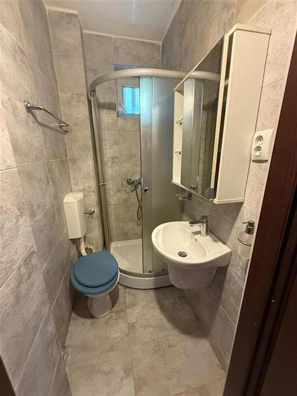 Apartament cu 4 camere decomandat în Hipodrom 2
