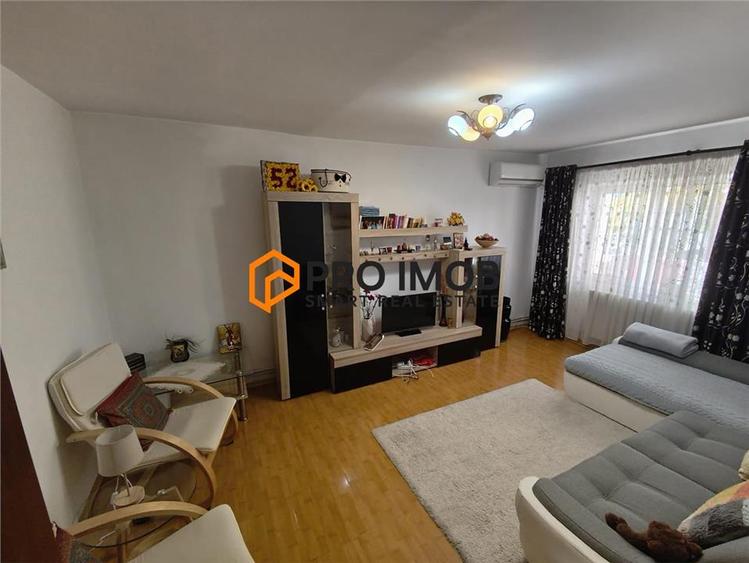 Apartament cu 3 camere decomandat, mobilat în Dorobanți 2