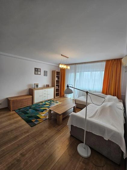 proximitate metrou , renovat + mobilat - 15