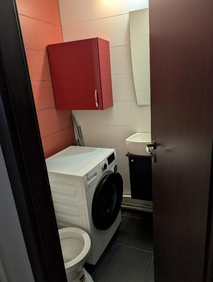 Apartament cu 3 camere decomandat, mobilat în 13 Septembrie