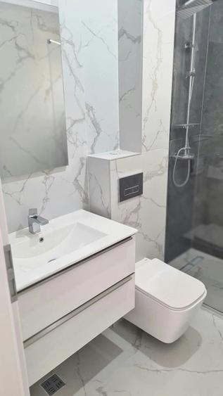 Casă cu 6 camere cu Teren 500 Mp în Tunari