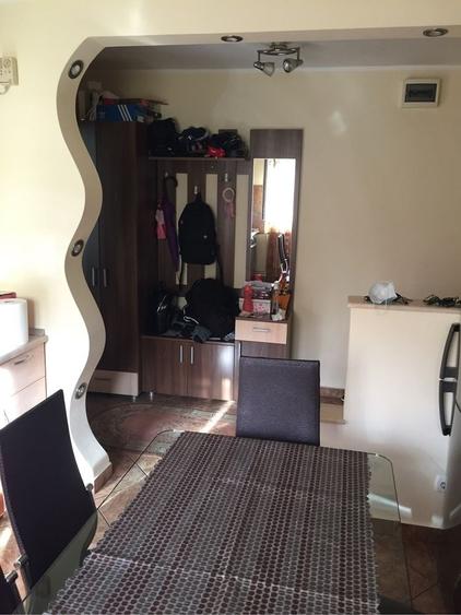 Apartament cu 2 camere decomandat în Cetate