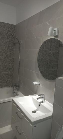 Apartament cu 2 camere decomandat în Păcii