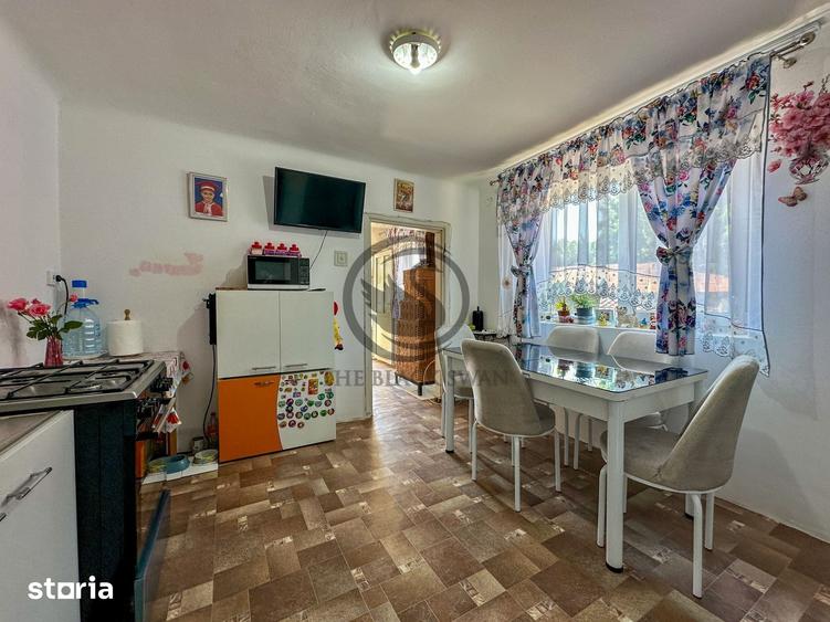 Casă cu 2 camere cu Teren 557 Mp în Gorgota