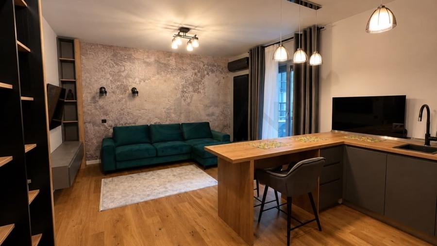 Apartament cu 2 camere decomandat în Herăstrău